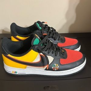 Good Condition. Has Been Worn!